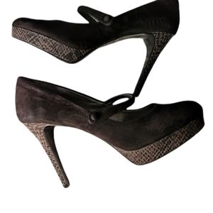 AUDREY BROOKE BLACK SUEDE PLATFORM HEEL PUMP SHOE